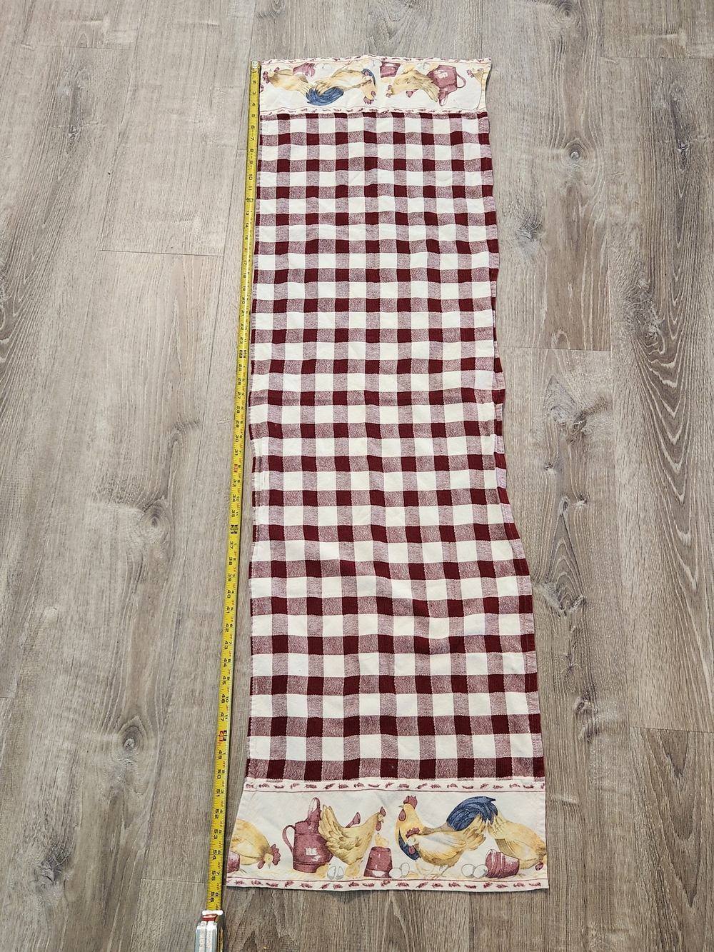 Roosters & Hens Burgundy & Cream Buffalo Check Table Runner